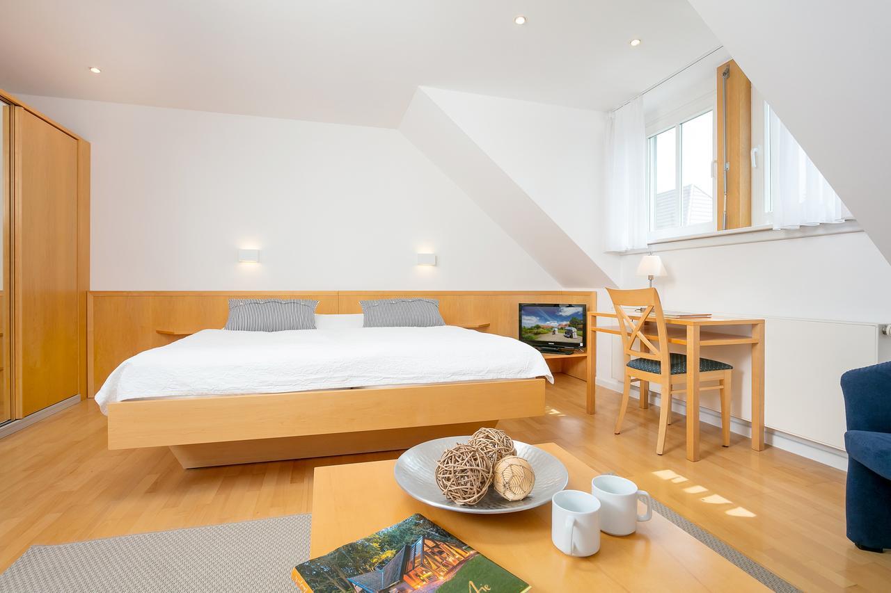 H.W.S. Hotel Der Wilde Schwan Sagard Exterior foto