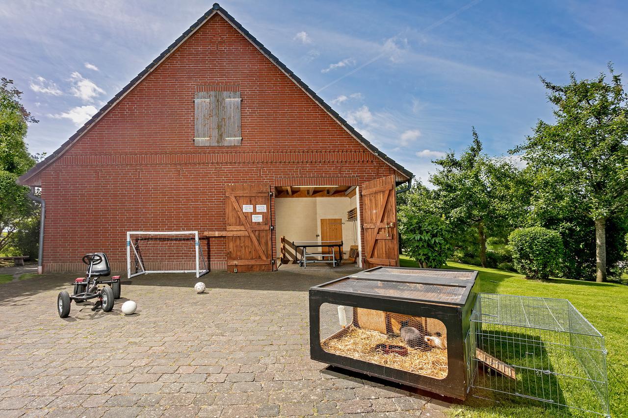 H.W.S. Hotel Der Wilde Schwan Sagard Exterior foto